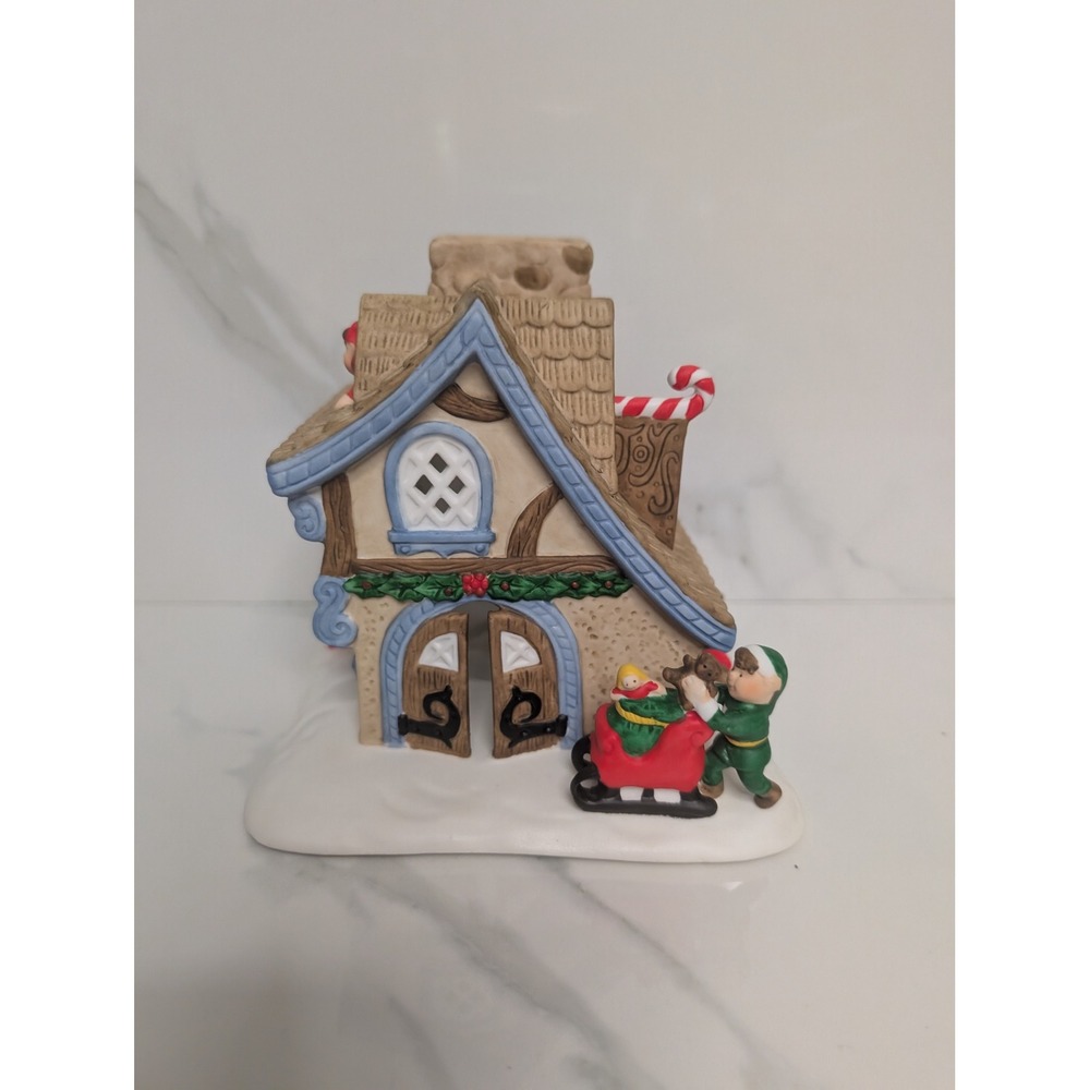 PartyLite Santa's Workshop P0269 Christmas Tealight Candle Holder Village House